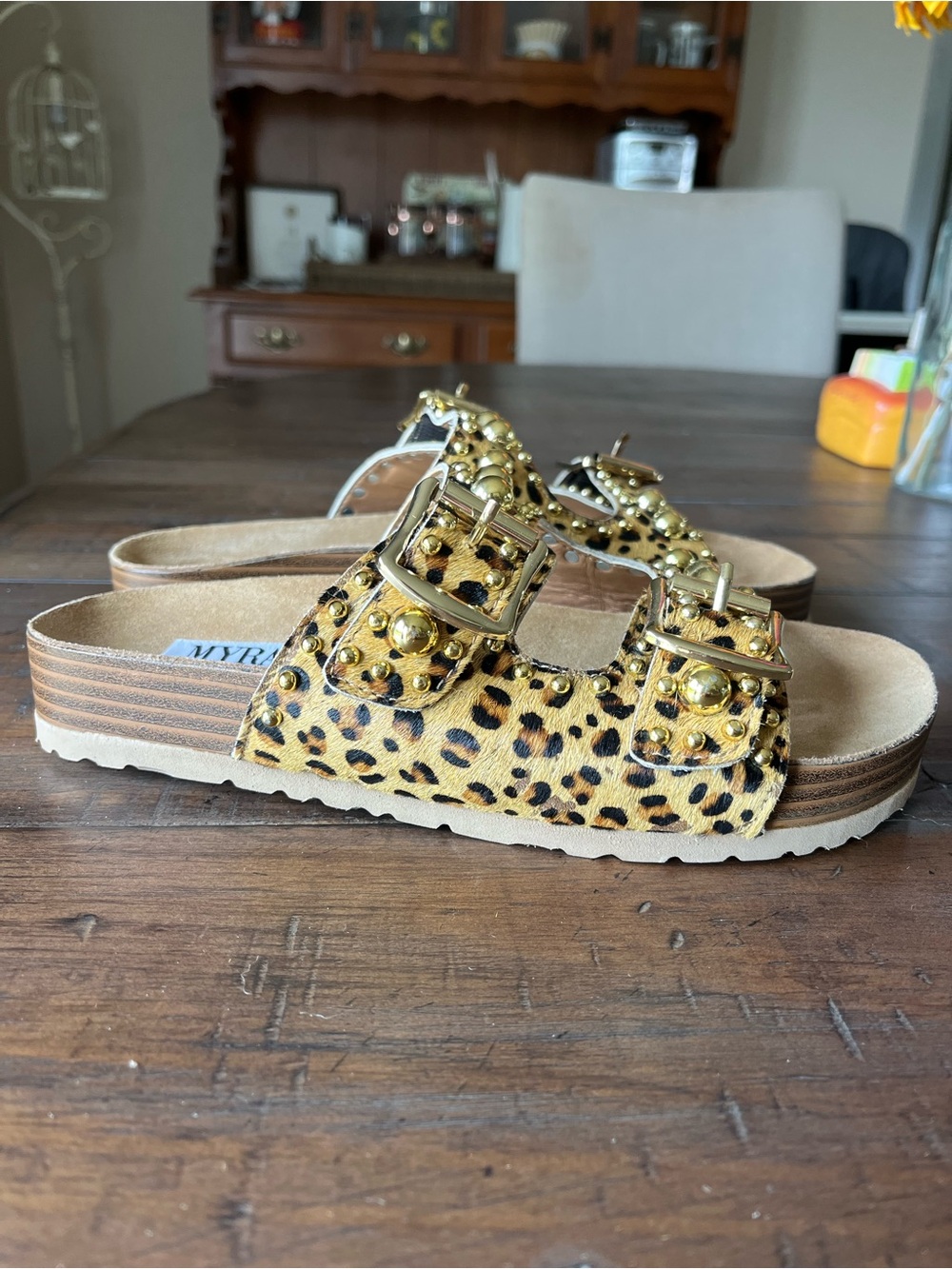 Myra Bag Ladies Cheetah Print Crum Slide Sandals - Picture 2 of 14
